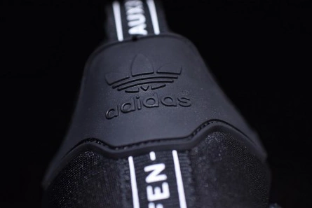 Compact adidas NMD R1 Black Gum B42200 1861