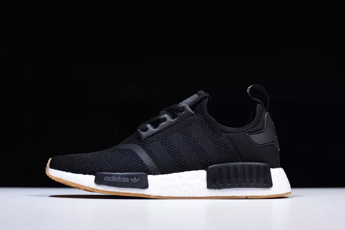 Compact adidas NMD R1 Black Gum B42200 1861