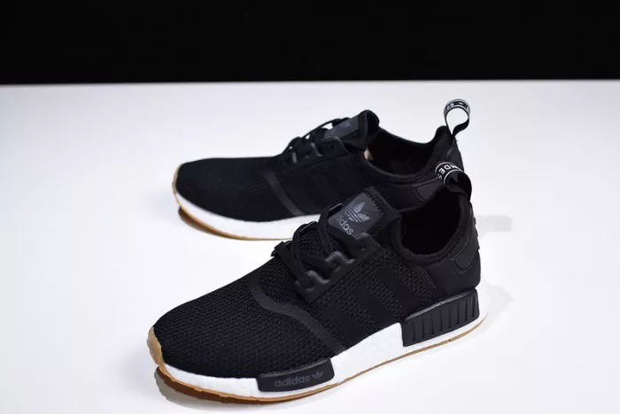 Compact adidas NMD R1 Black Gum B42200 1861