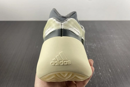 adidas Yeezy 700 V3 Fade ID1674 Minimalist 1657