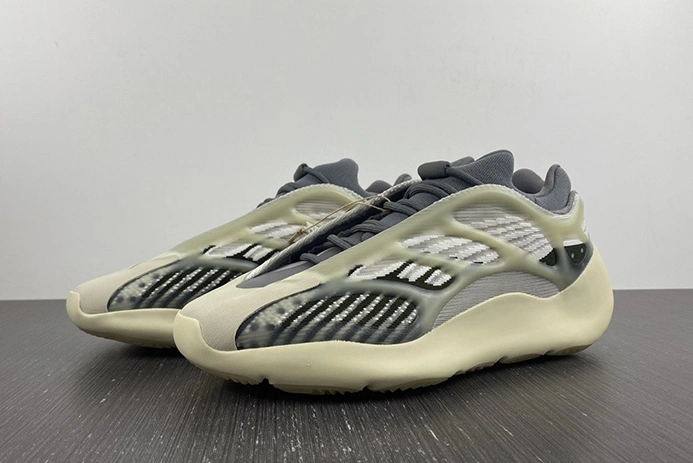 adidas Yeezy 700 V3 Fade ID1674 Minimalist 1657