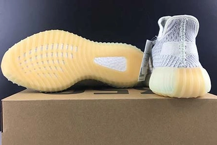 UrbanStyle adidas Yeezy Boost 350 V2 YESHAYA non-reflective FX4348 1736