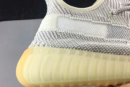 UrbanStyle adidas Yeezy Boost 350 V2 YESHAYA non-reflective FX4348 1736