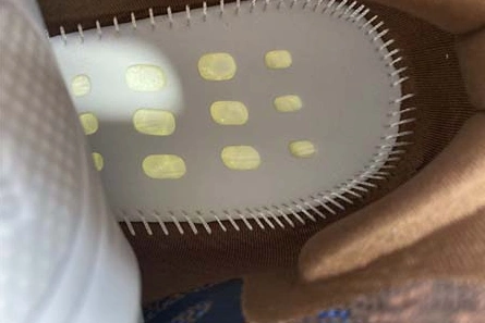 Compact adidas Yeezy Boost 380 “Azure” FZ4986 1685