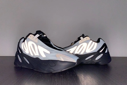 SmartChoice adidas Yeezy Boost 700 MNVN Blue Tint GZ0711 1656