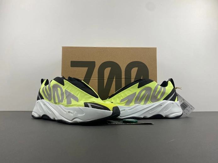 adidas Yeezy Boost 700 MNVN Laceless Phosphor  GY2055 Bright 1651
