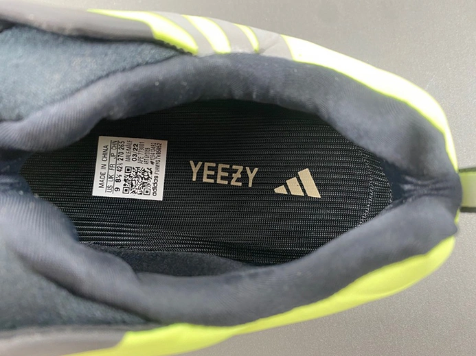 adidas Yeezy Boost 700 MNVN Laceless Phosphor  GY2055 Bright 1651