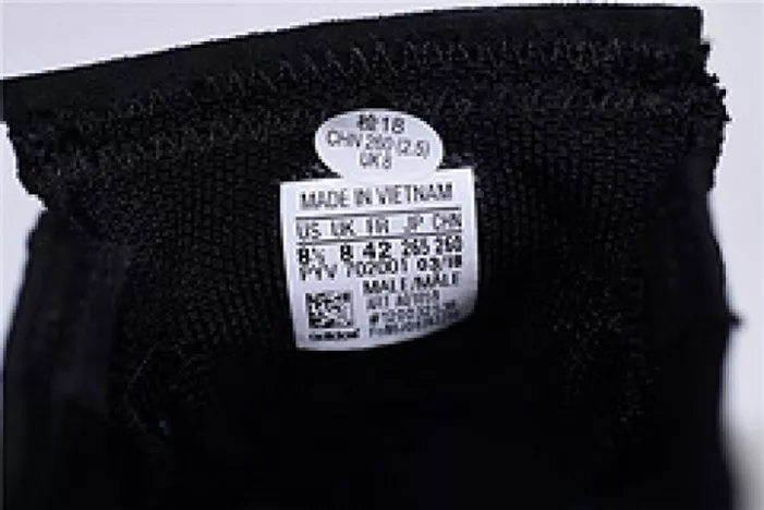 Trendsetting adidas originals POD-S3.1 Core Black AQ1059 1944