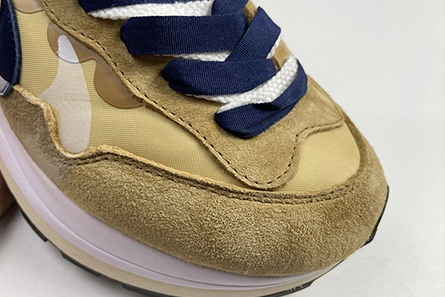 SportInspired sacai x Nike VaporWaffle Sesame Blue Void DD1875-200 1157