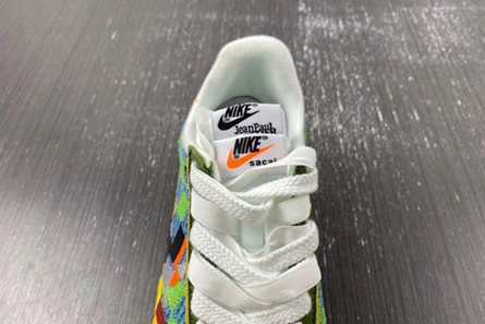 WellDesigned sacai x Nike Waffle Woven Green Gusto DR5209-300 1158