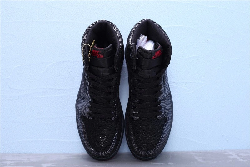 2019 AIR JORDAN 1 RETRO HIGH OG BLACK GYM RED DC7071-001