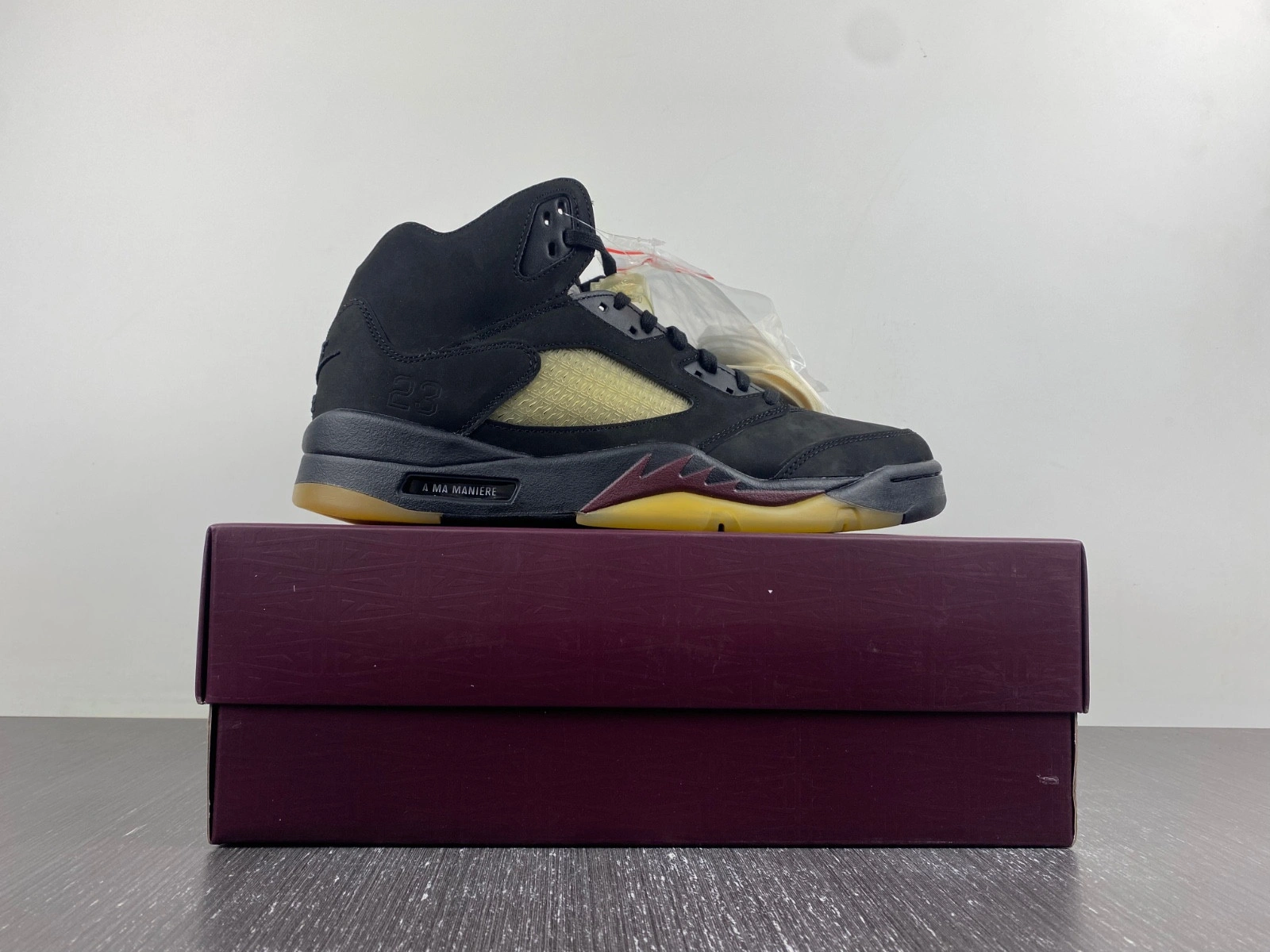 A Ma Maniere Air Jordan 5 2023 FD1330-001