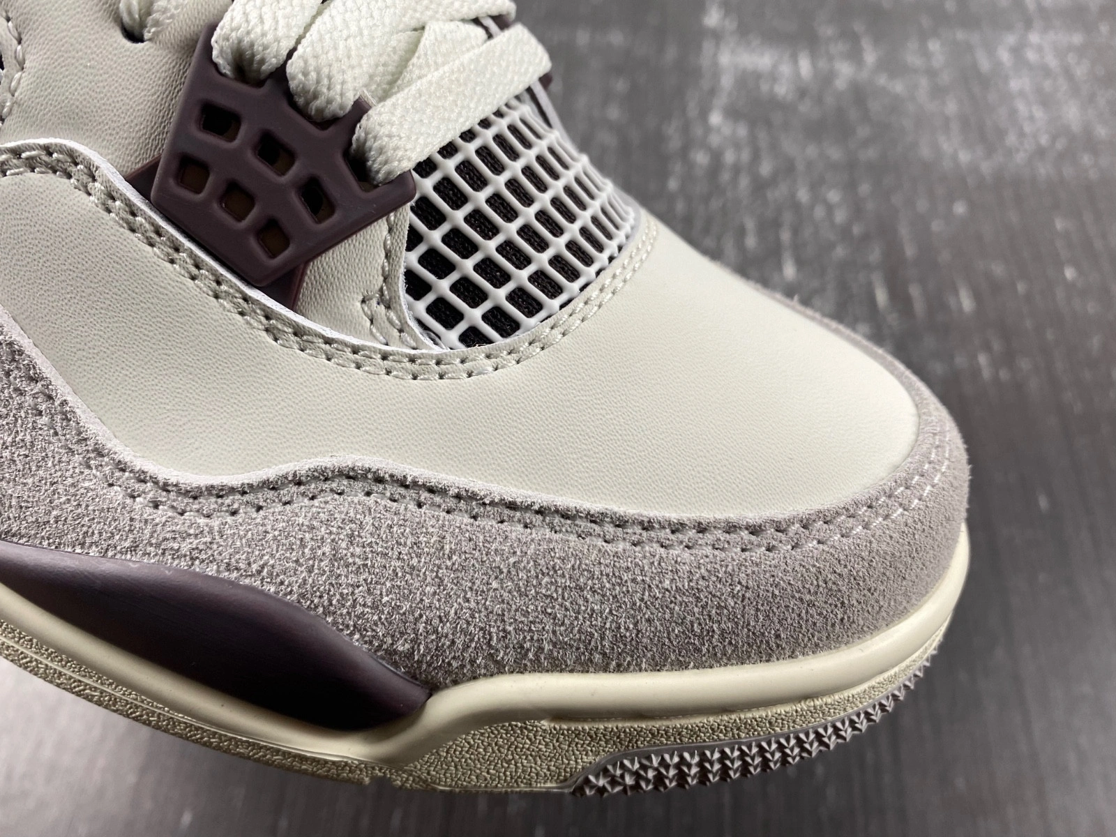 A Ma Maniere x Air Jordan 4 “Phantom”  FZ4810-001