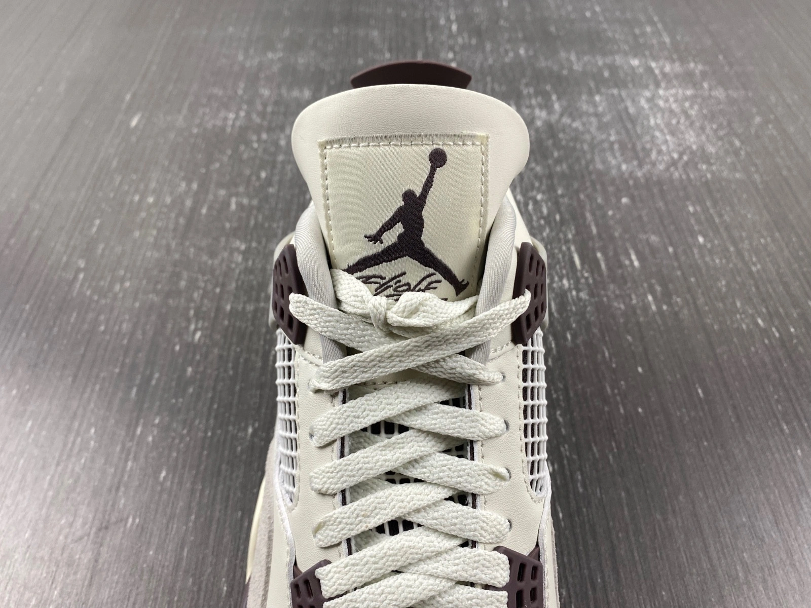 A Ma Maniere x Air Jordan 4 “Phantom”  FZ4810-001