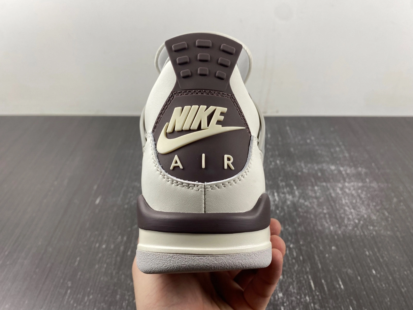A Ma Maniere x Air Jordan 4 “Phantom”  FZ4810-001