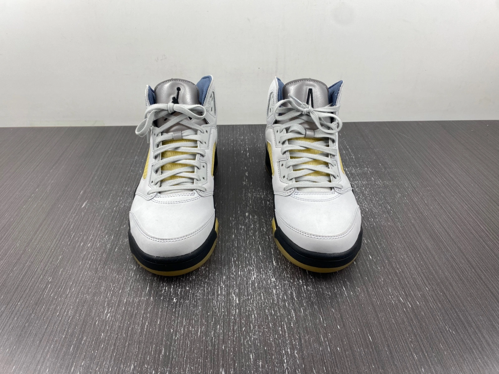 A Ma Maniere x Air Jordan 5 “Diffused Blue x AJ5  FZ5758-004