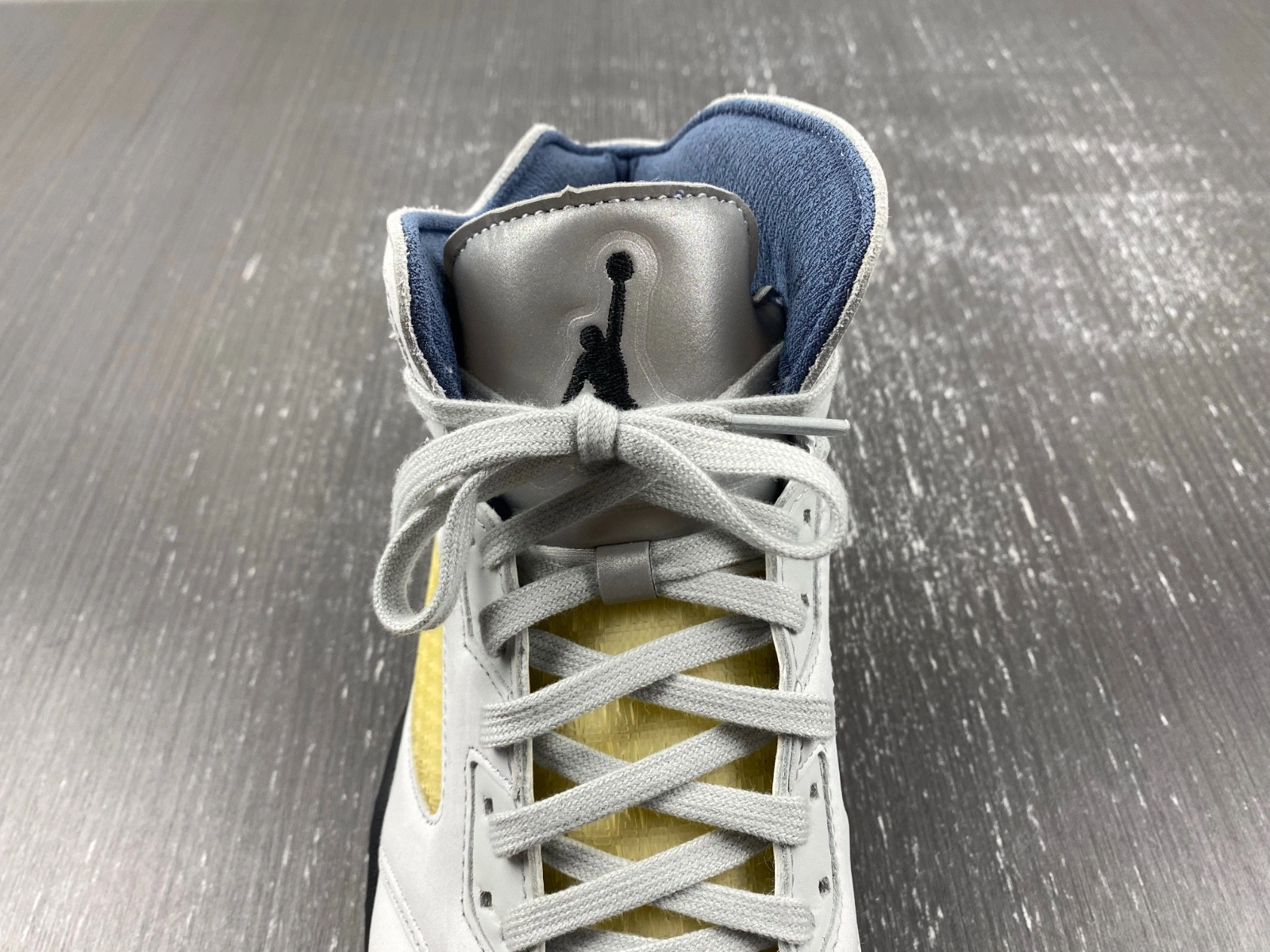 A Ma Maniere x Air Jordan 5 “Diffused Blue x AJ5  FZ5758-004