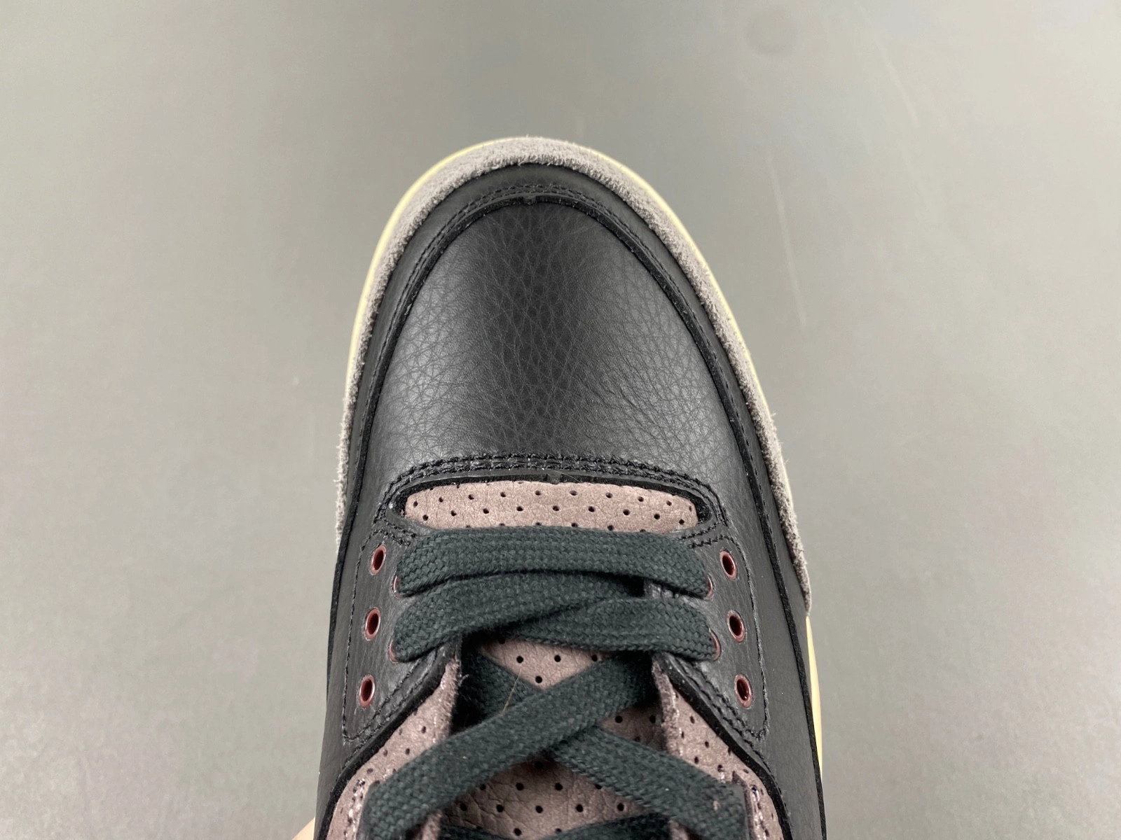 A Ma Maniére Air Jordan 3 Black FZ4811-001