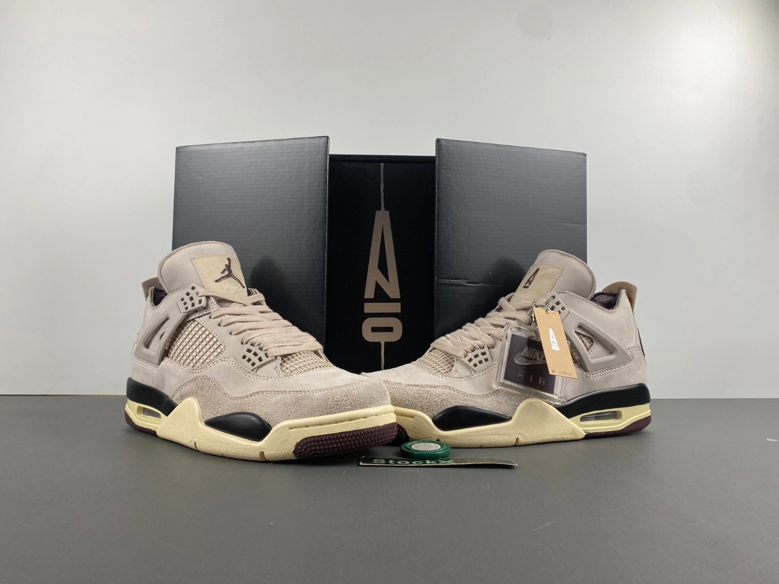 A Ma Maniére Air Jordan 4 Fossil Stone FZ4810-200