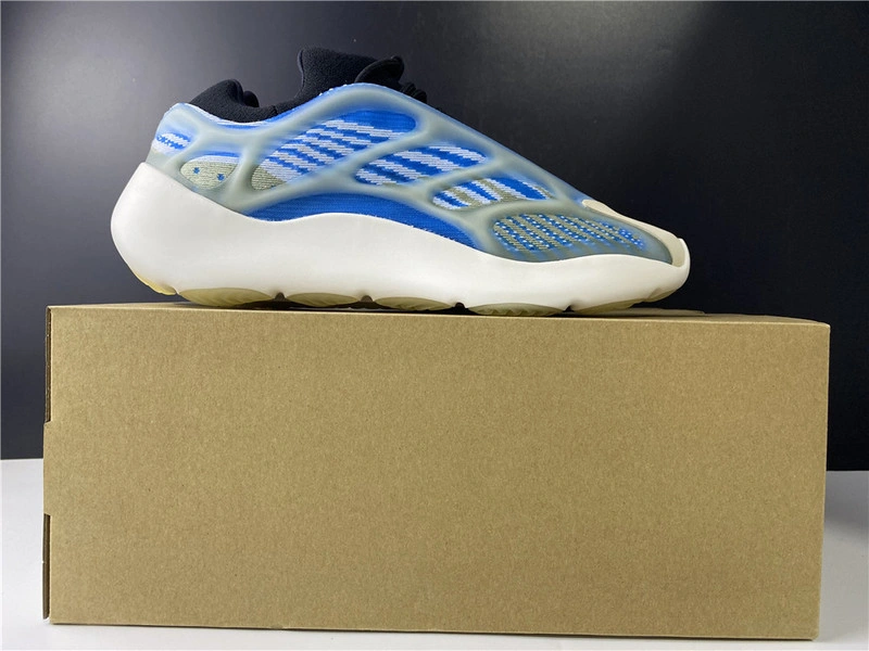 ADIDAS YEEZY BOOST 700 V3 AZARETH G54850