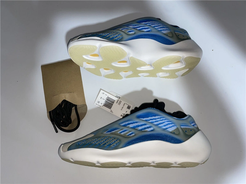 ADIDAS YEEZY BOOST 700 V3 AZARETH G54850