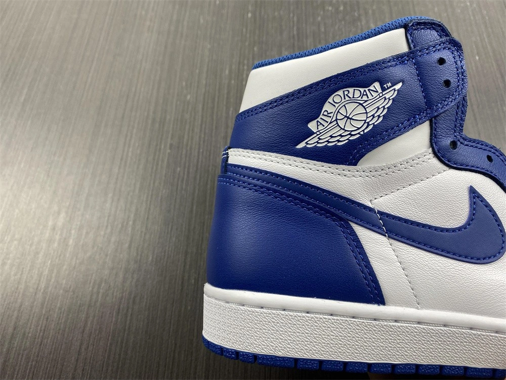 AIR JORDAN 1 RETRO HIGH OG 'STORM BLUE' - 555088 127