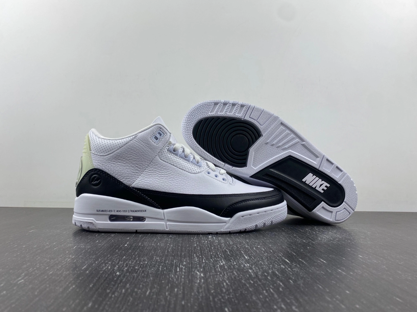 AIR JORDAN 3 SP “WHITE BLACK DA3595-100