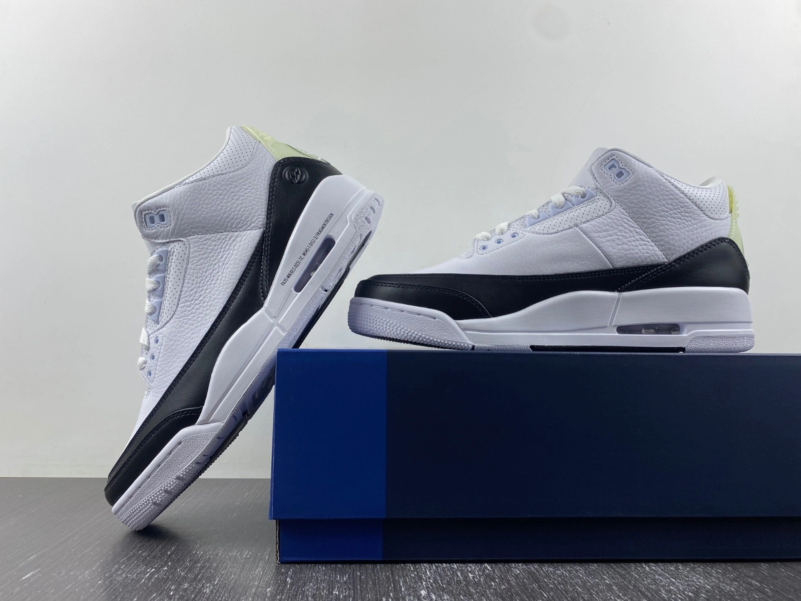 AIR JORDAN 3 SP “WHITE BLACK DA3595-100