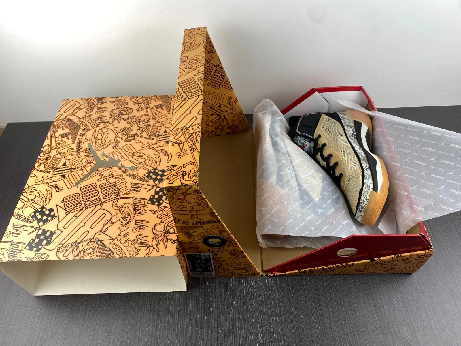 AIR JORDAN 37 'JAYSON TATUM'  DZ0812-200