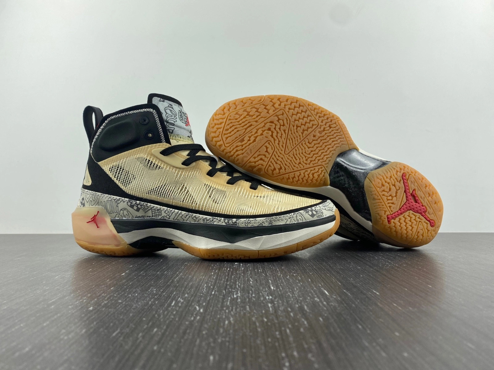 AIR JORDAN 37 'JAYSON TATUM'  DZ0812-200
