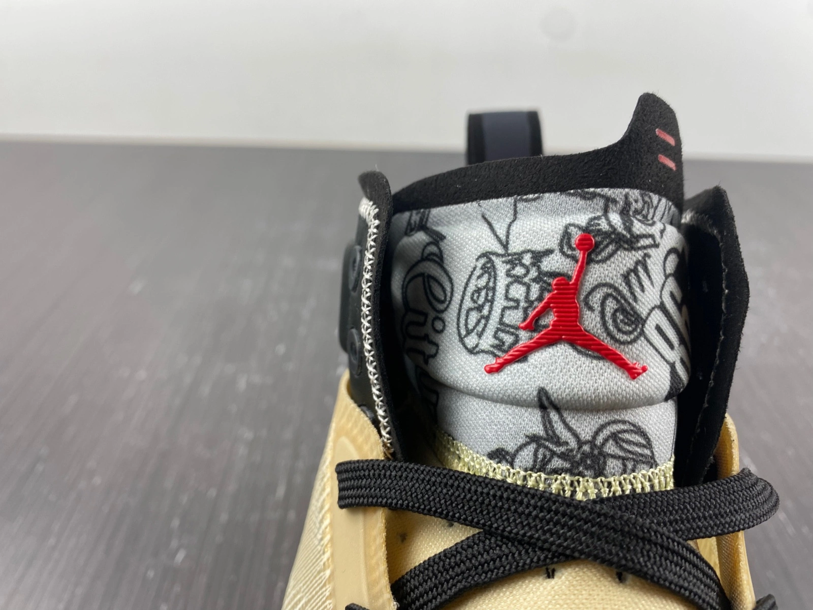 AIR JORDAN 37 'JAYSON TATUM'  DZ0812-200