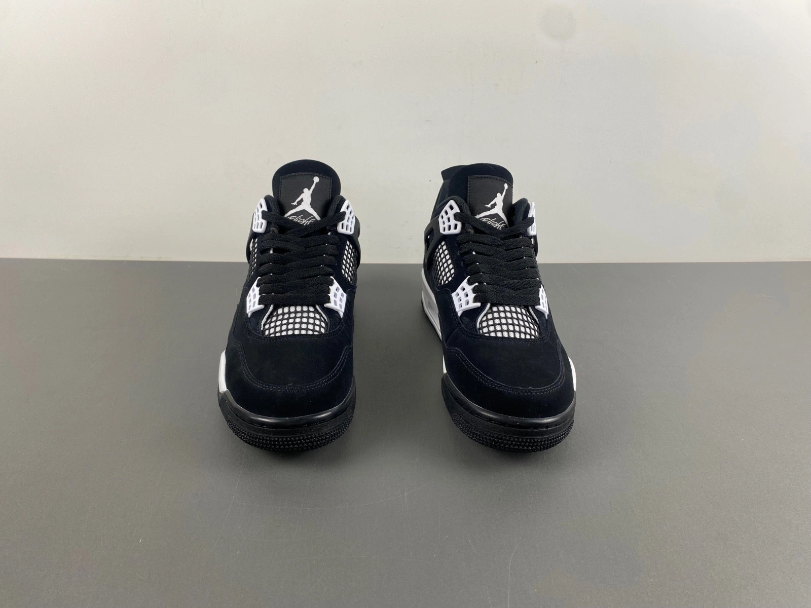 AIR JORDAN 4 RETRO 'WHITE THUNDER FQ8138-001