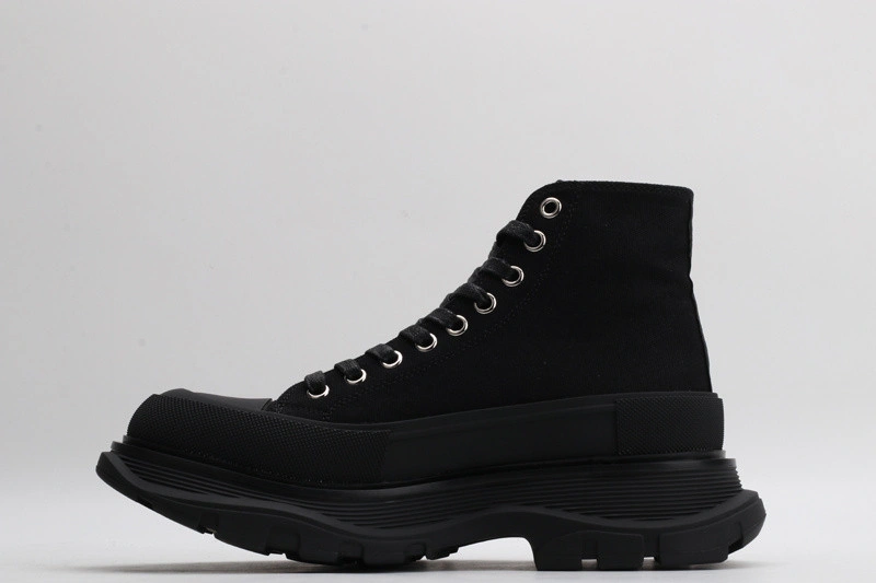 ALEX MCQ TREAD SLICK BOOT IN BLACK WITH LETTERS