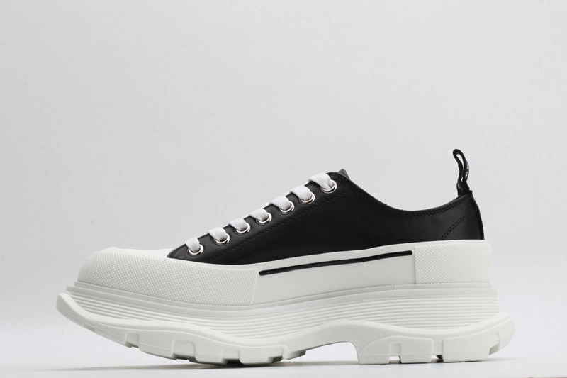 ALEX MCQ TREAD SLICK LACE UP IN  BLACK  P