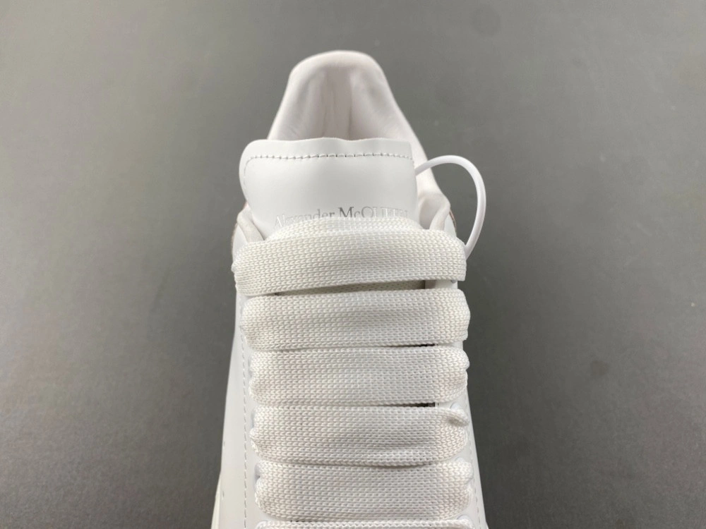 ALEXANDER MCQUEEN