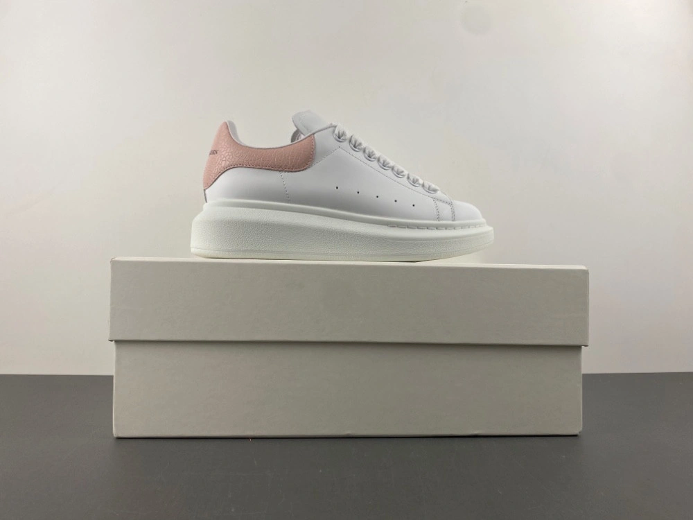ALEXANDER MCQUEEN