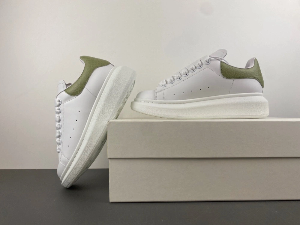 ALEXANDER MCQUEEN