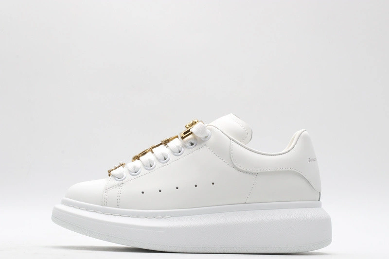 ALEXANDER MCQUEEN