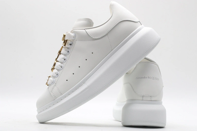 ALEXANDER MCQUEEN