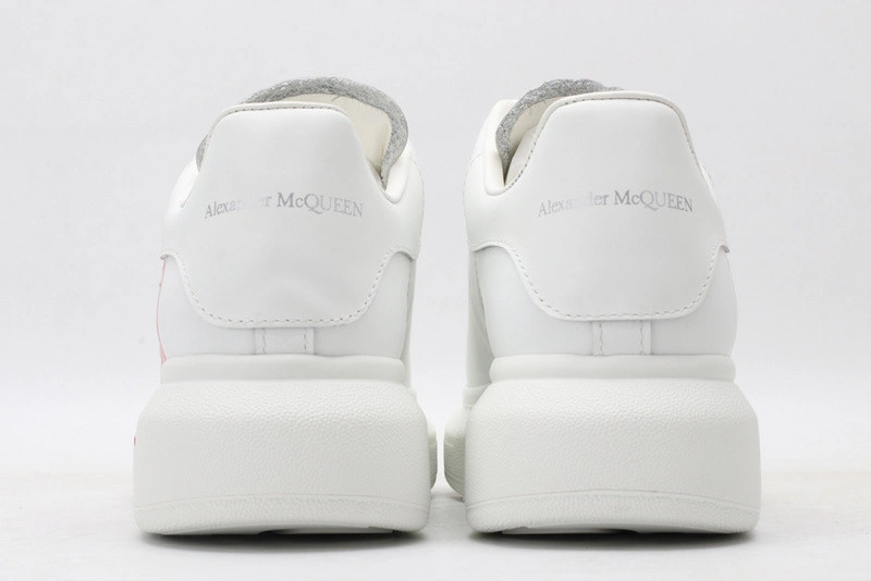 ALEXANDER MCQUEEN