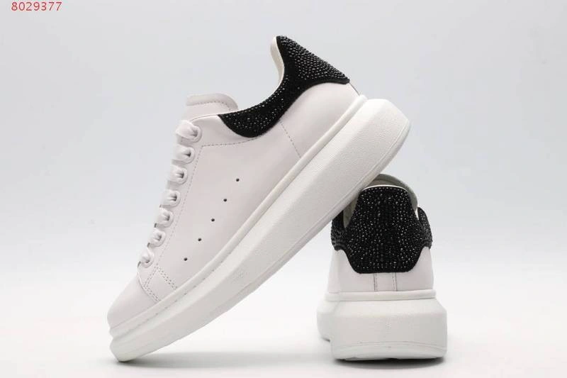 ALEXANDER MCQUEEN