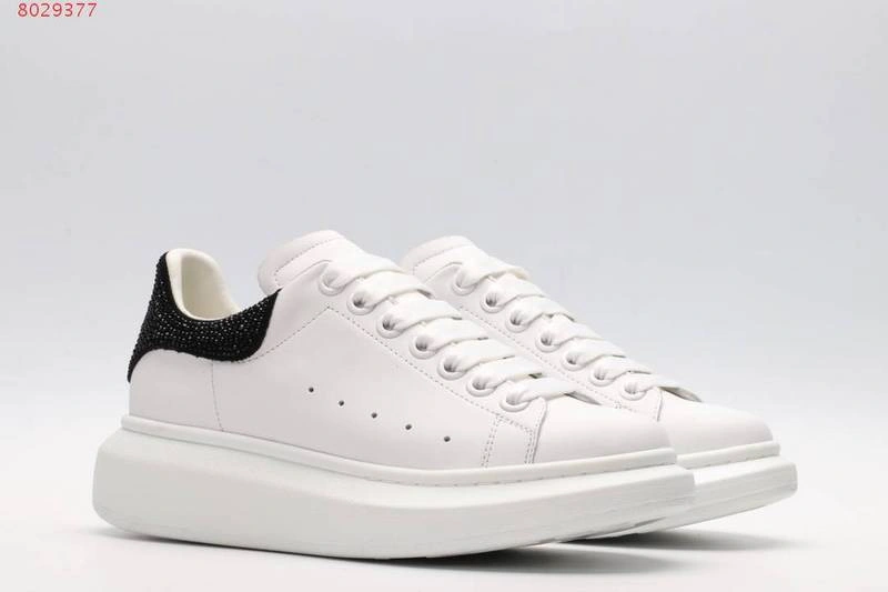 ALEXANDER MCQUEEN