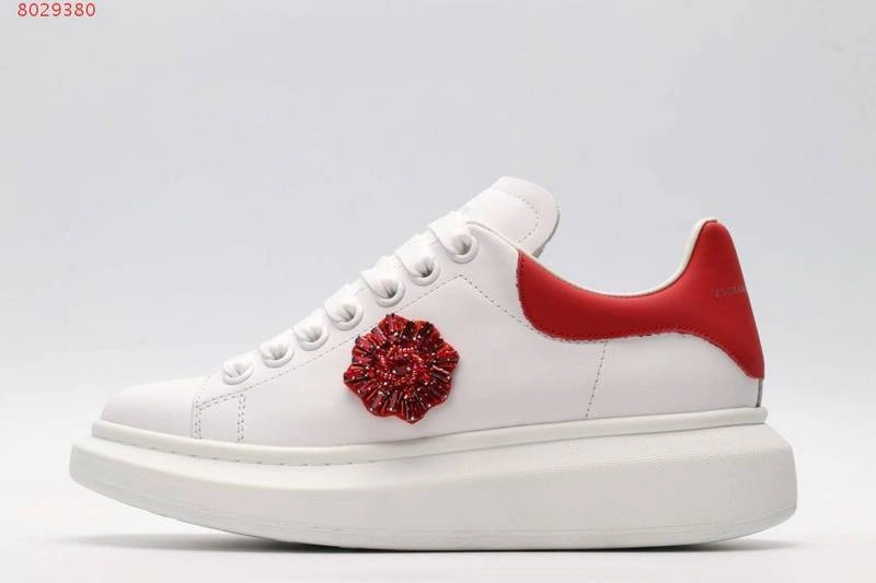 ALEXANDER MCQUEEN