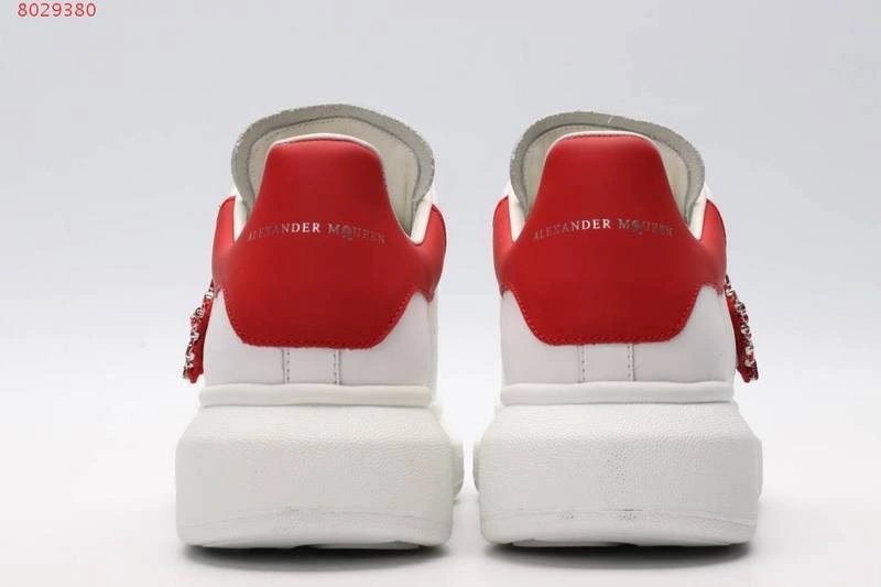 ALEXANDER MCQUEEN