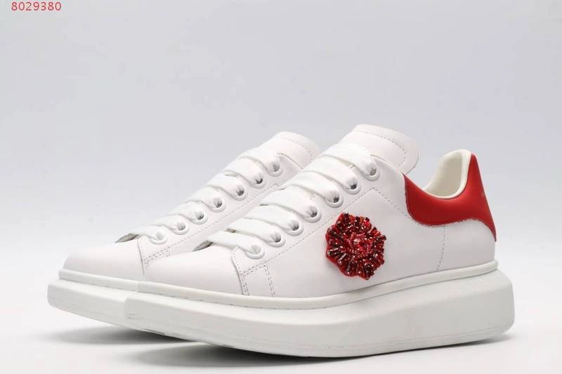 ALEXANDER MCQUEEN