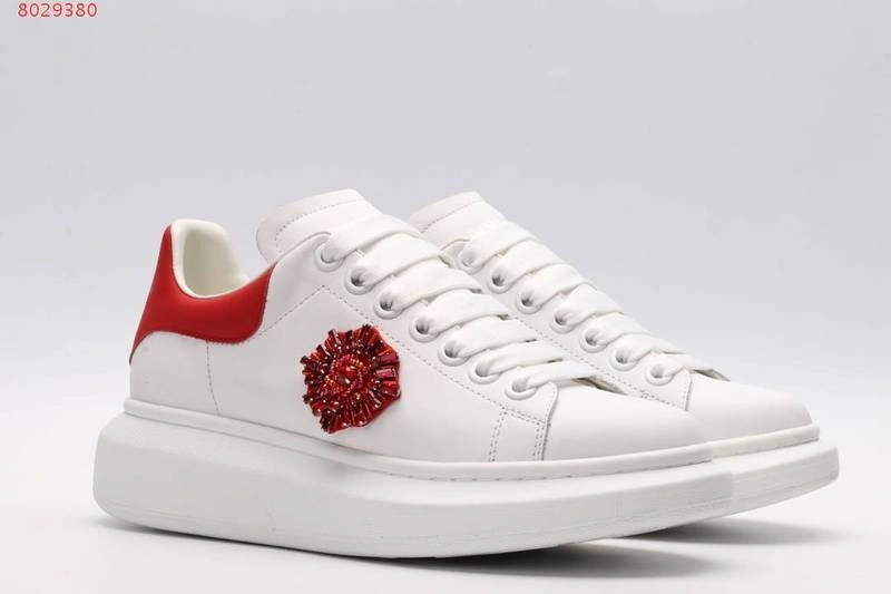 ALEXANDER MCQUEEN