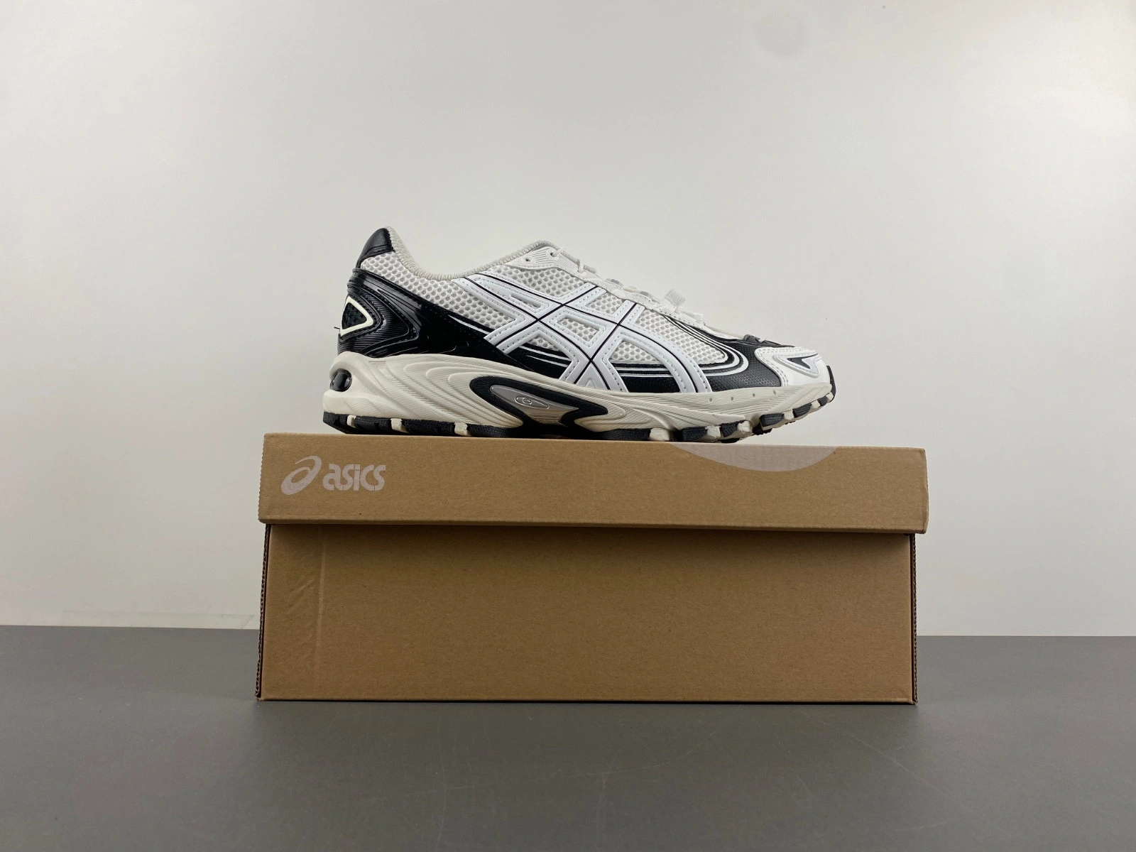 ASICS Gel-Kahana TR V4 'Black White' 1203A497-100