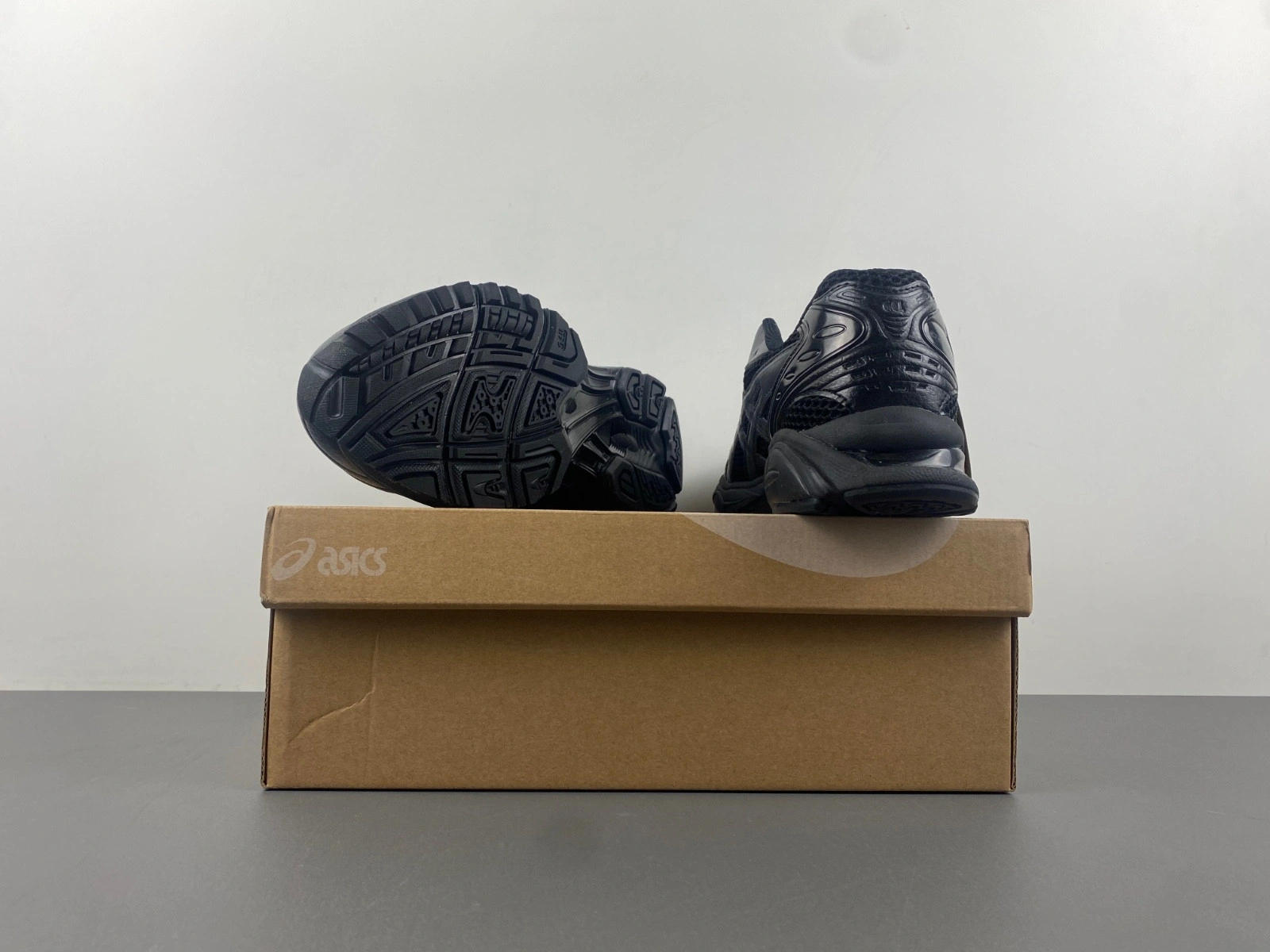 ASICS Gel Kayano 14 'Triple Black' - 1201A019 001