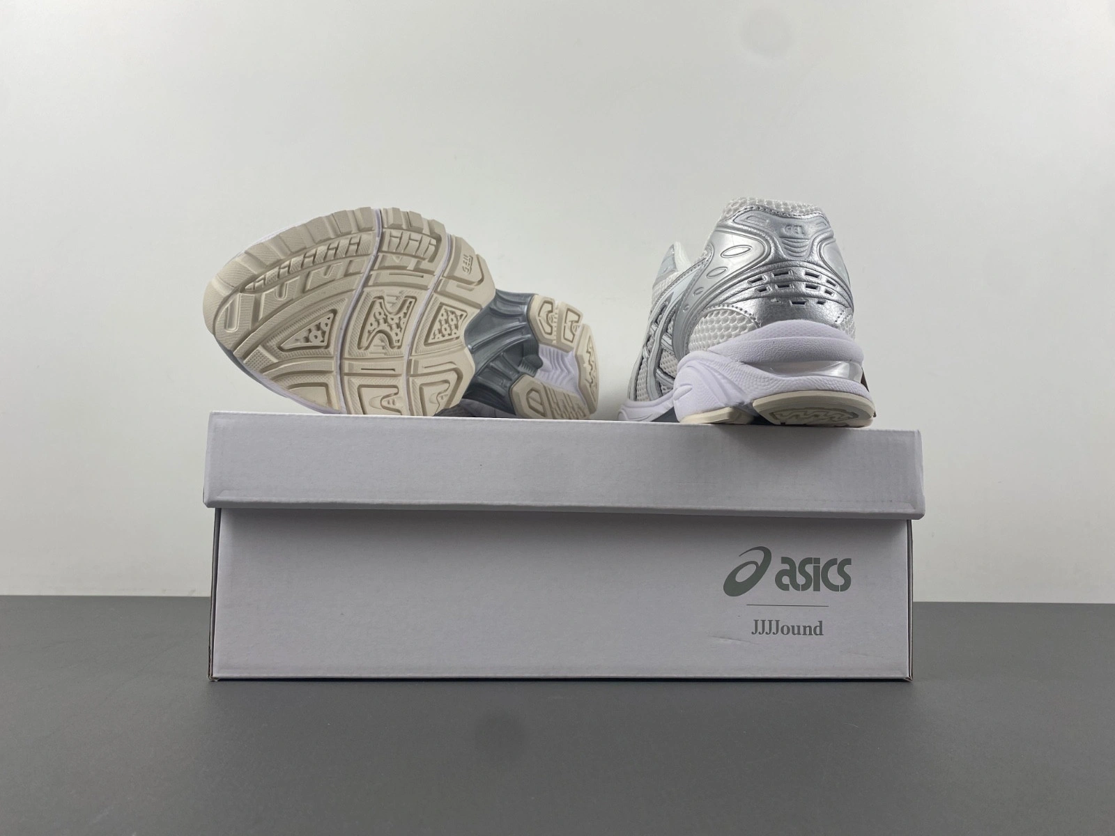 ASICS x JJJJound Gel-Kayano 14 