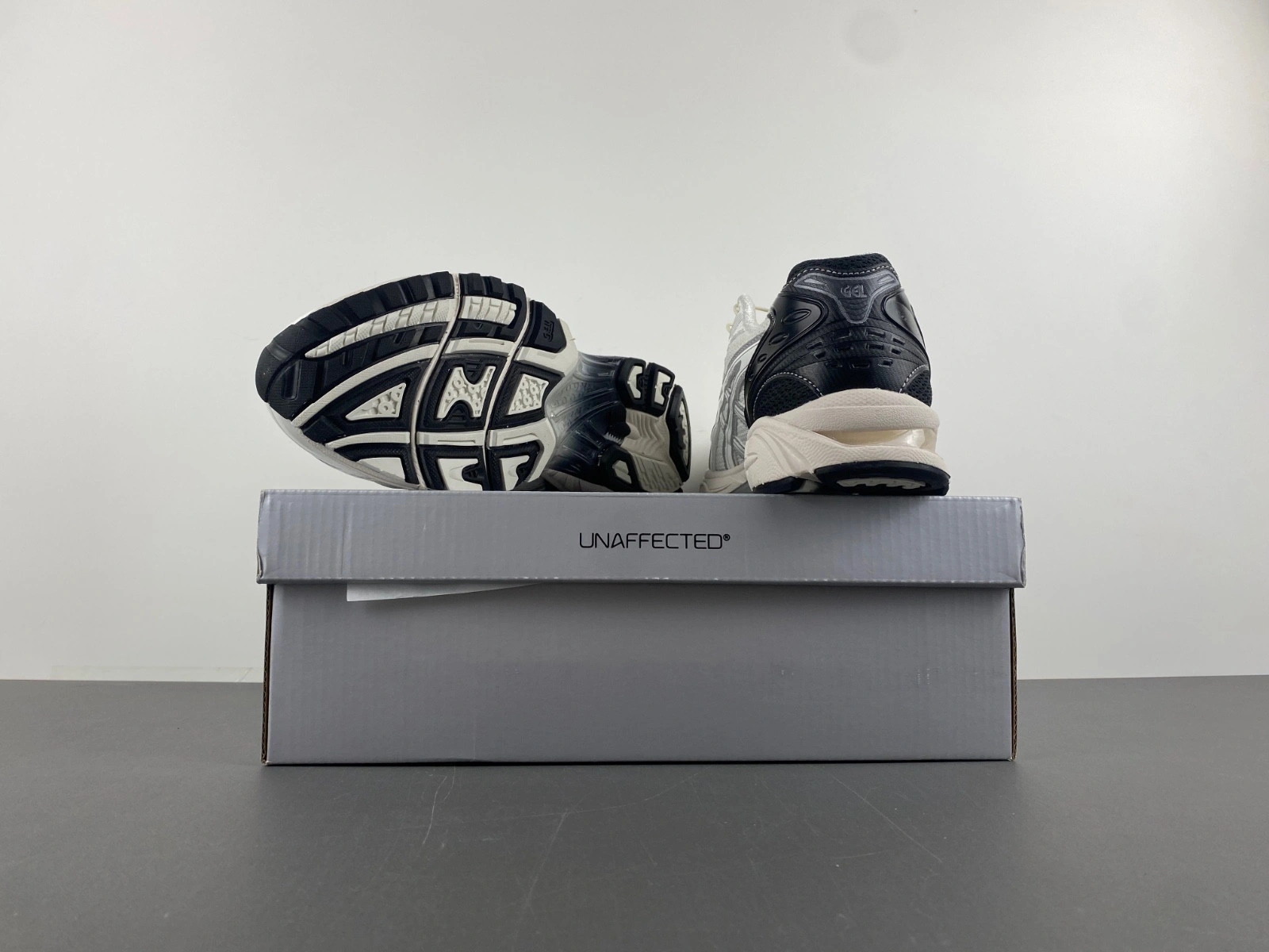 ASICS x Unaffected Gel-Kayano 14 'Galaxy White' 1201A922-100